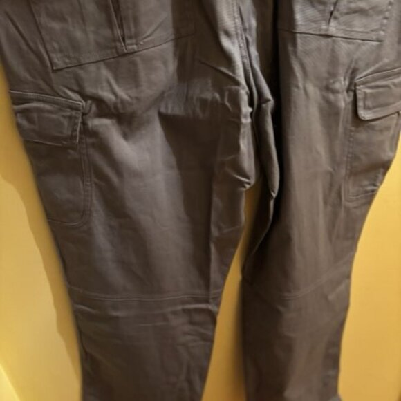 MENS: NO BRAND: SIZE 40X32 CARGO PANTS: NWT - Picture 11 of 11